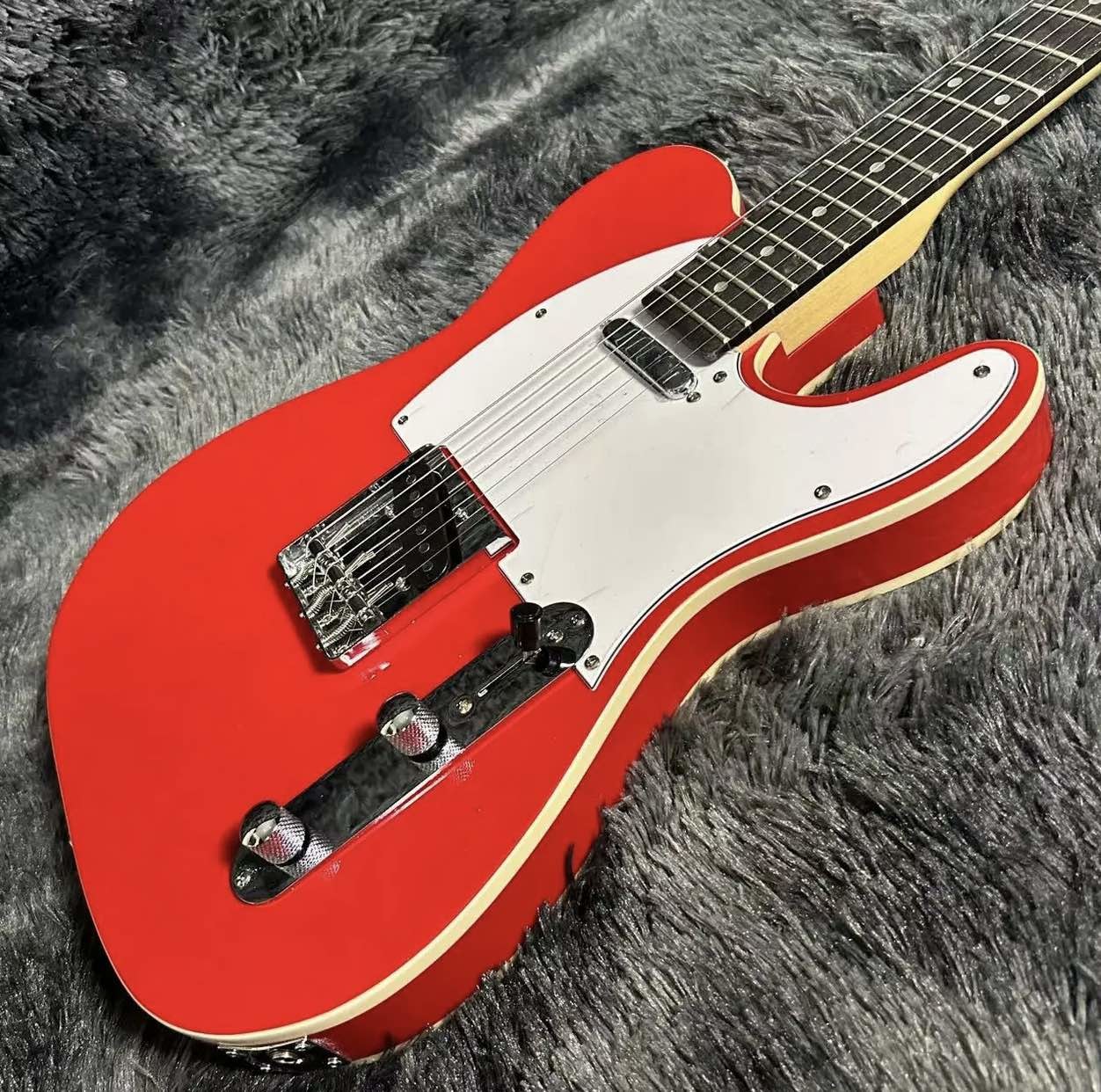 Custom Tele Electric Guitar, Mahogany Body, Red Color, Double Binding, Rosewood Fretboard, 6 Strings, 22 Frets, Dropship