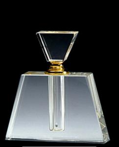 China Top Grade Crystal Perfume Bottle wholesale