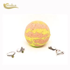 China Gift Surprise Charmed Jewelry Bath Bombs Rings Inside 160g Natural Cinnamon Scented wholesale