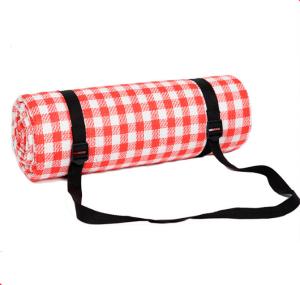 China Outdoor Picnic Floor Mat Red And White Plaid Fleece Material Made wholesale