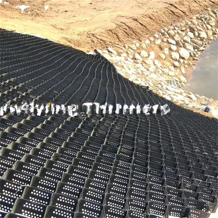 Steep Slope Protection Reinforcement Geocell for Road Stabilization and Reinforcement