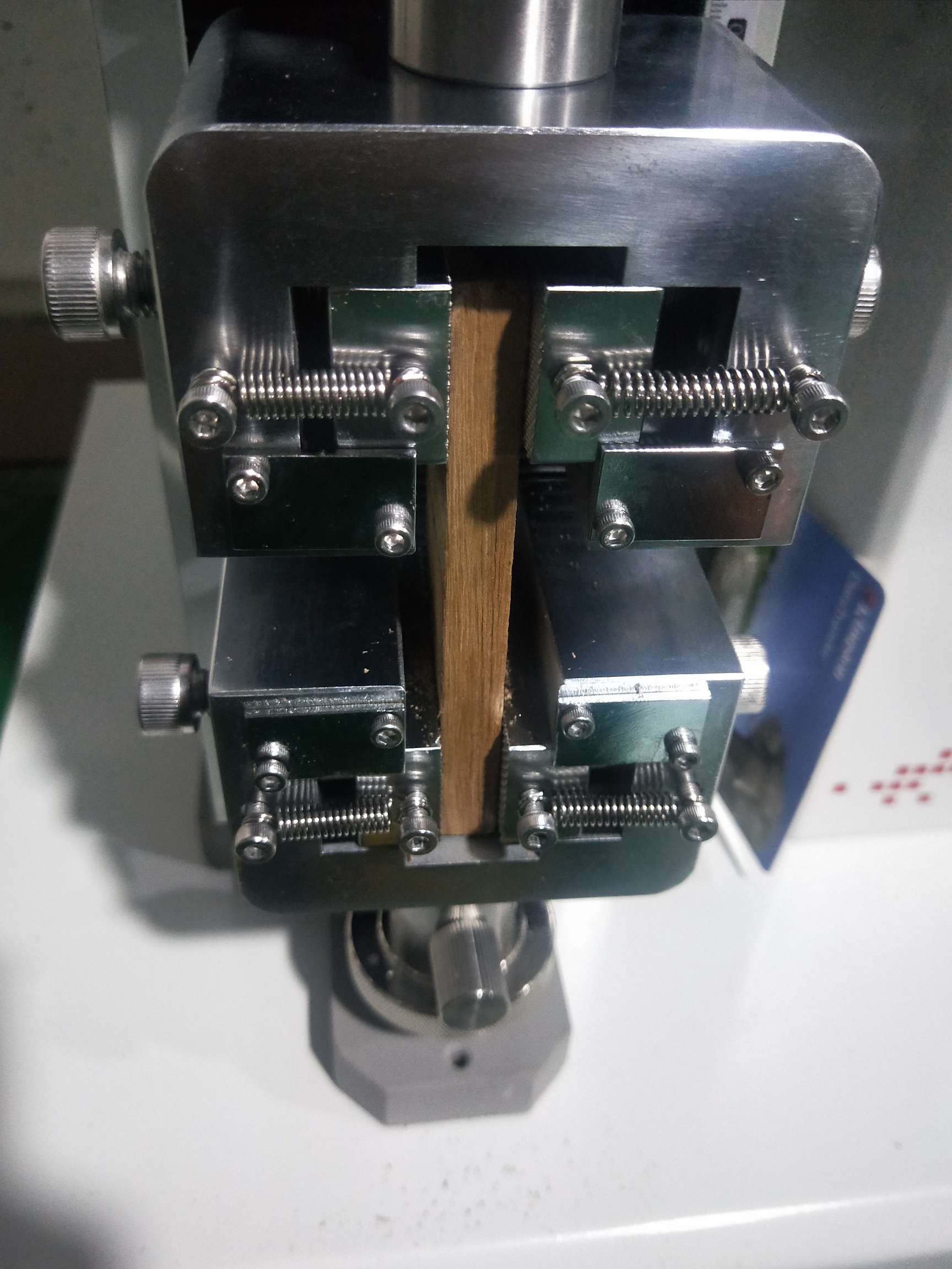 0.5% Accuracy 500KG Tensile Testing Machine For Wooden Board