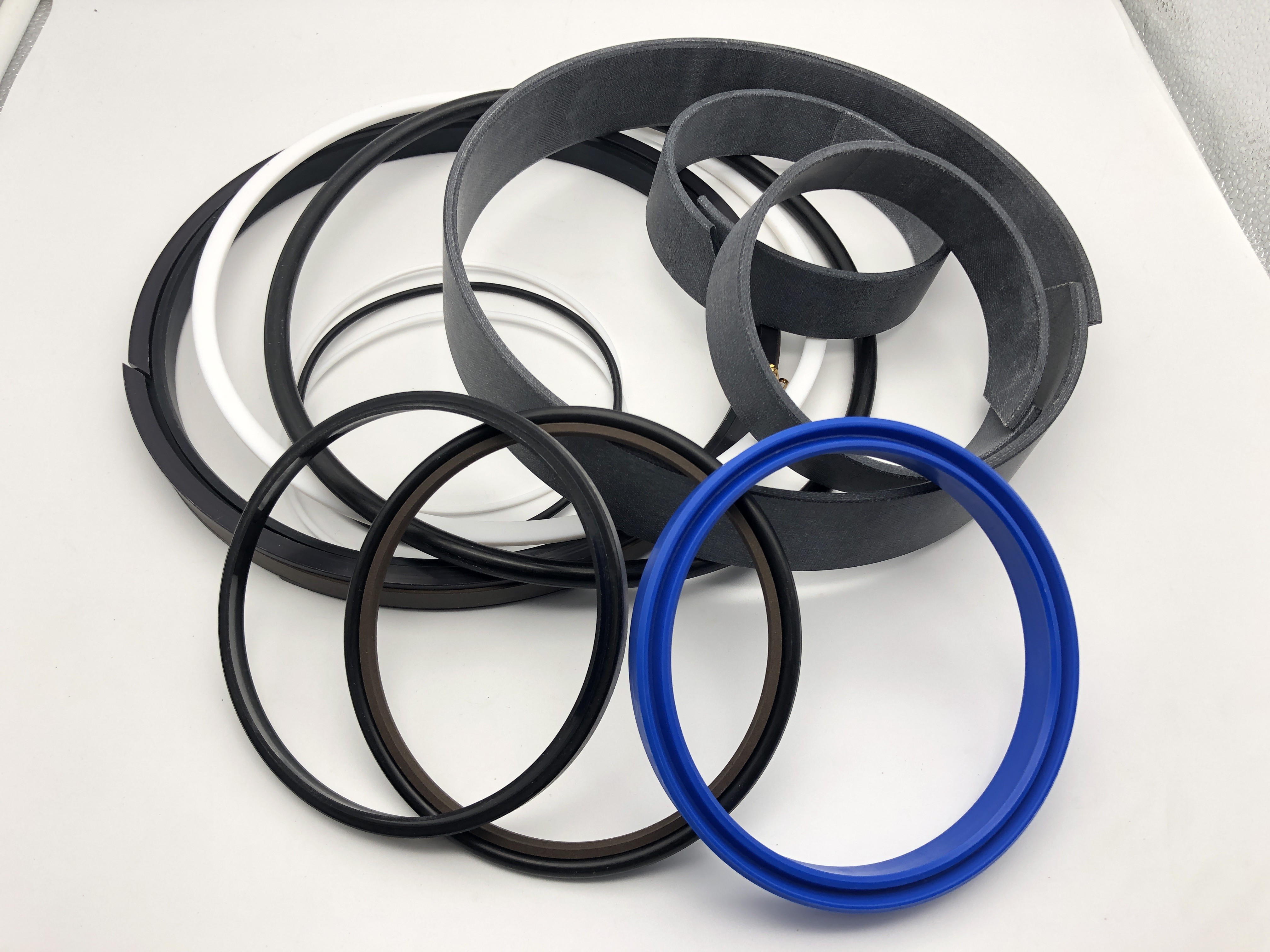 707-99-56690 707-99-56510 D375A-5D Blade Lift Seal Kit Excavator Seal Kit