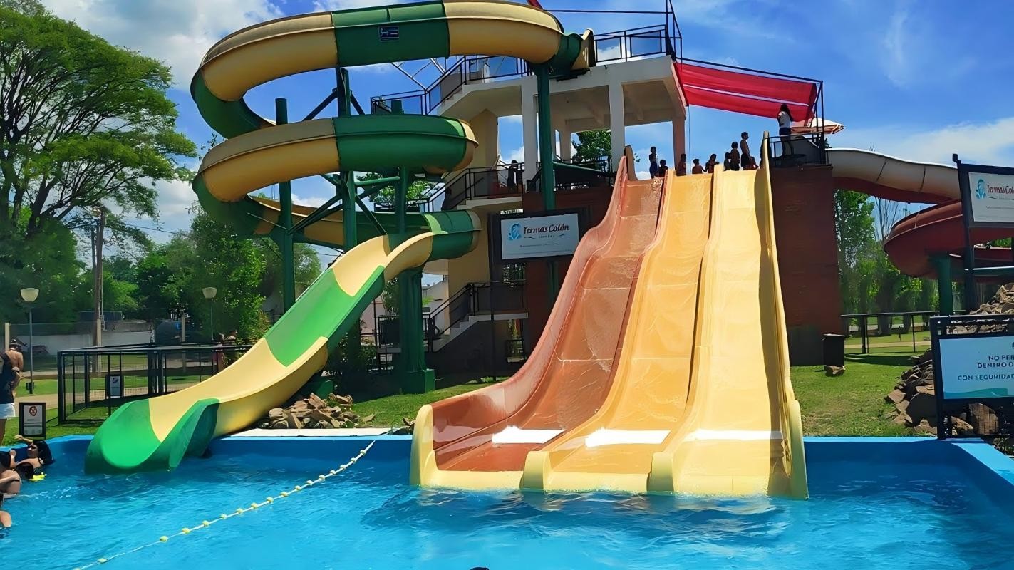 OEM Outdoor Water Play Park Equipment Playground Fiberglass Water Slide