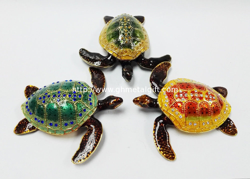 metal alloy turtle trinket jewelry box with magnet closure good quality and various designs