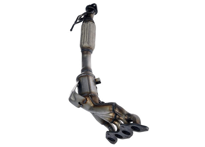 Front 2012-2017 Ford Focus 2.0L Ford Catalytic Converter 674137