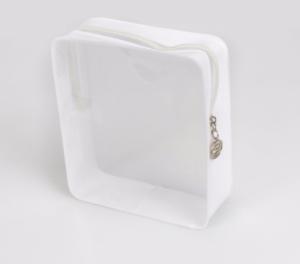 China Lady Clear Clear Vinyl Tote Bags , Recyclable Soft Small Clear Makeup Bag wholesale