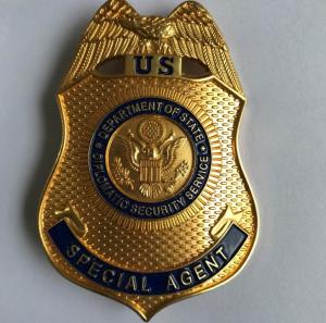 China High quality metal stamped gold plated engraved metal police badge wholesale
