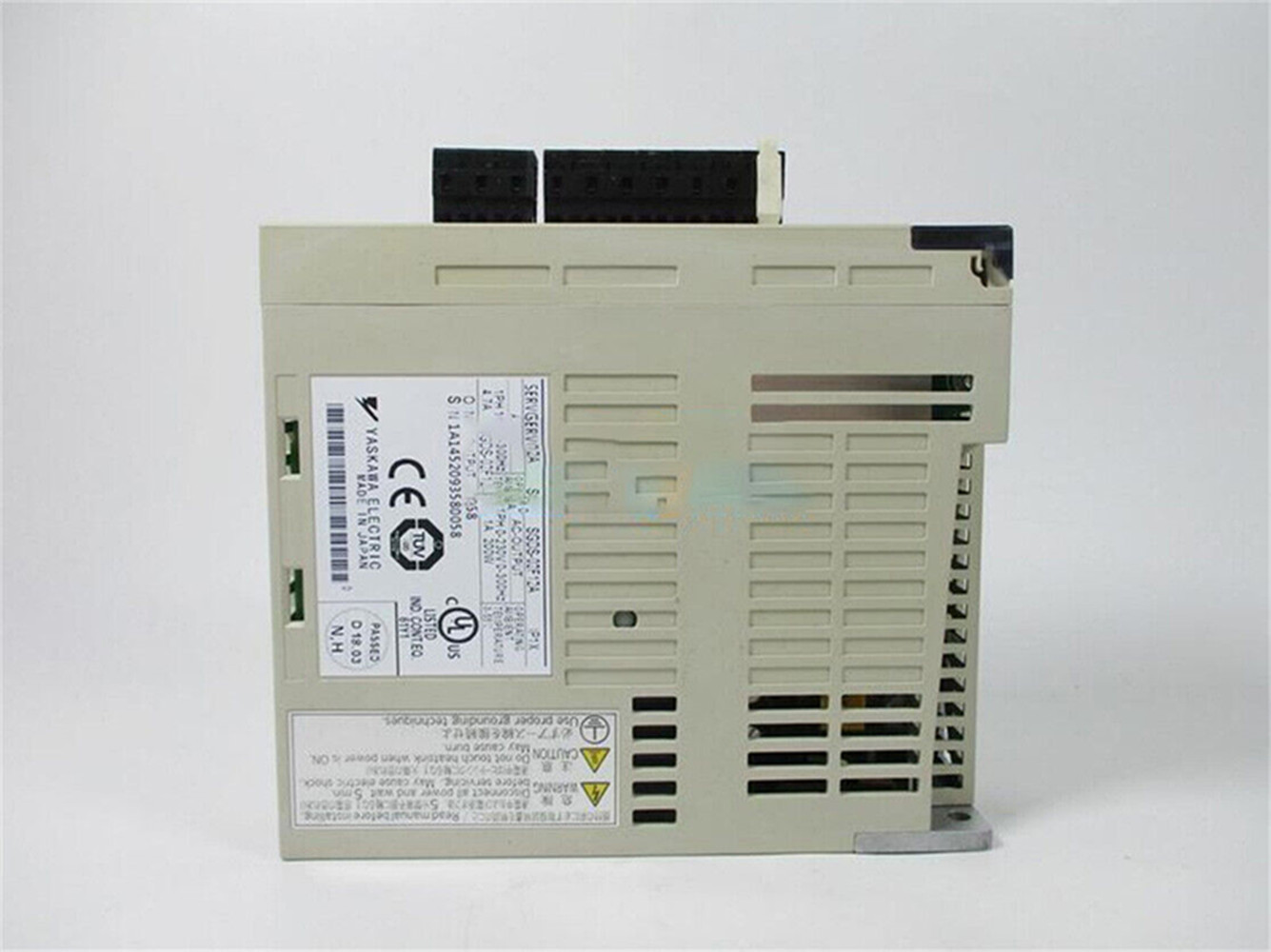 SGDS-02F12A Yaskawa Industrial Single Phase AC Input Servopack Module
