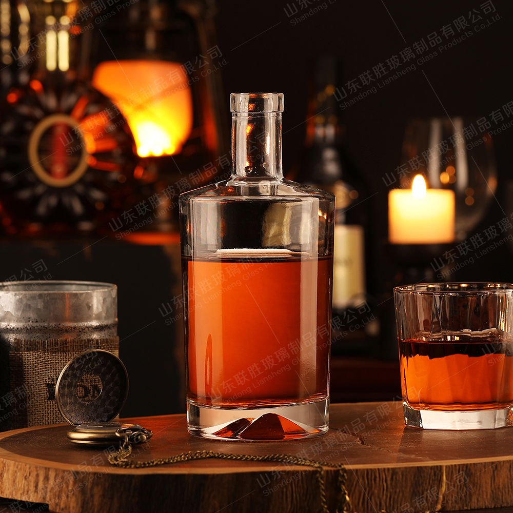 Custom Glass Bottle for Vodka Brandy Gin Tequila Rubber Stopper Sealing Type and Lids