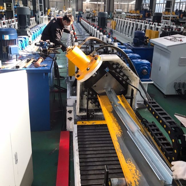 30KW Powerful Metal Stud Roll Forming Machine With 235MPa Stress