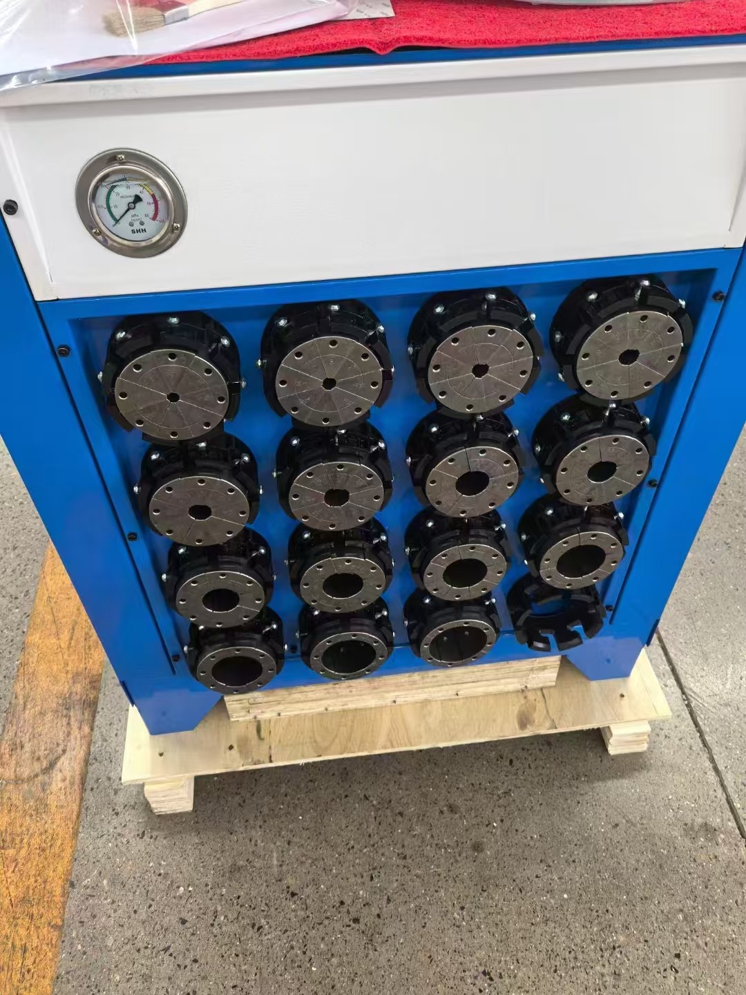 Ultra-Thin 2 Inch PLC Control Systerm 300 Pieces / Hour Without Fast Change Moulds Tools Hydraulic Hose Pressing Machine Hydraulic Fitting Press Big