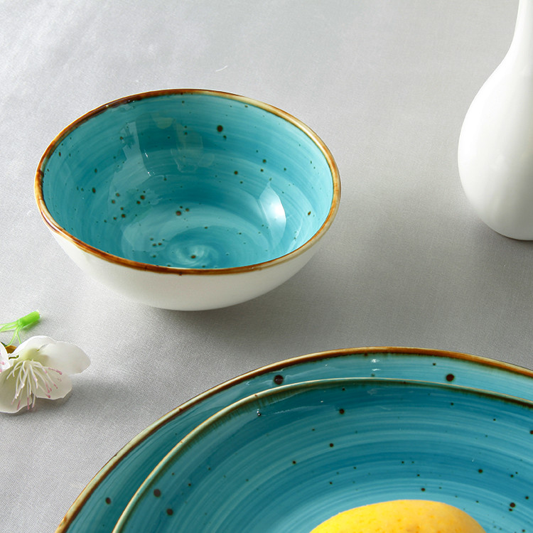 Customized Sky Blue Porcelain Color Dinnerware Set