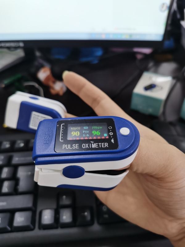 Medical Oxy Meter Oximetro Digital Blood Pressure Finger Oxygen Sensor Oxymetre Pulse Oximeter