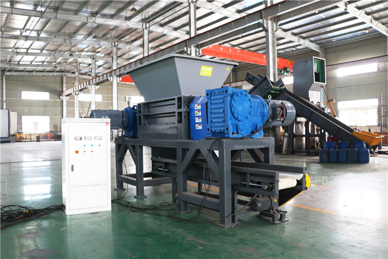 300-2000kg/H Plastic Shredder Machine For Recycling Single Shaft Industrial