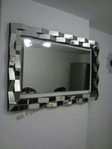 China Multi Facet Frame Decorative Wall Mirrors For Bedroom Color Optional wholesale