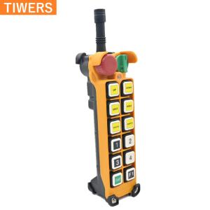 China Reinforced Nylon Plastics DC12V Service Truck Crane Remote Control 446MHz wholesale