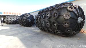 China ISO17357 Floating Fender Yokohama Nylon Rubber Yokohama Inflatable Dock Fenders wholesale