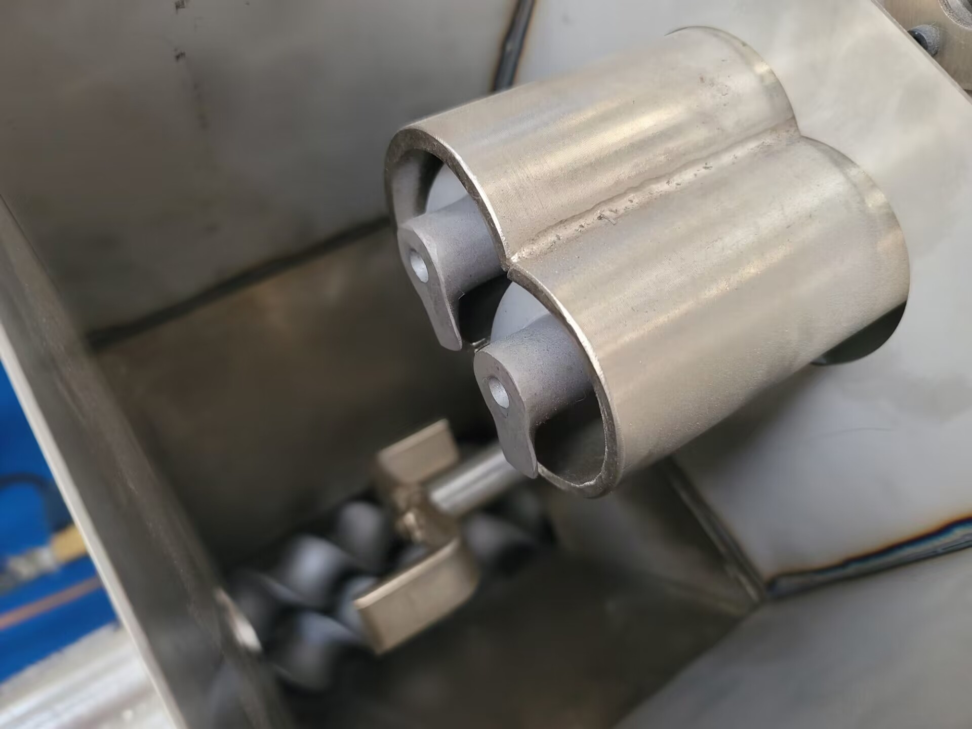 CaCO3 High Filler Masterbatch Compounder Machine Manufacturer Co Rotating Twin Screw Extruder