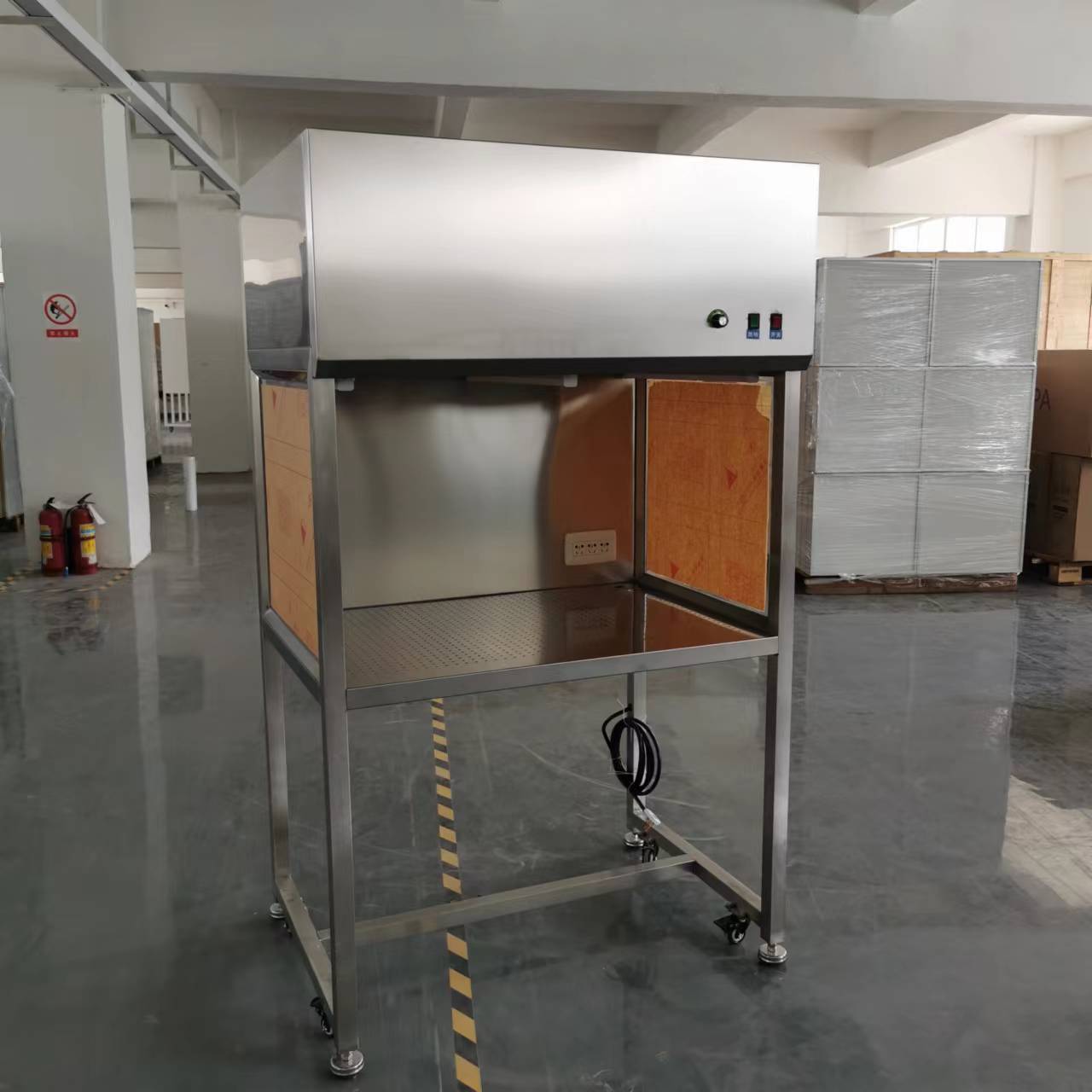 Small Desktop Vertical Laminar Airflow Hood Portable Laminar Flow Clean Bench