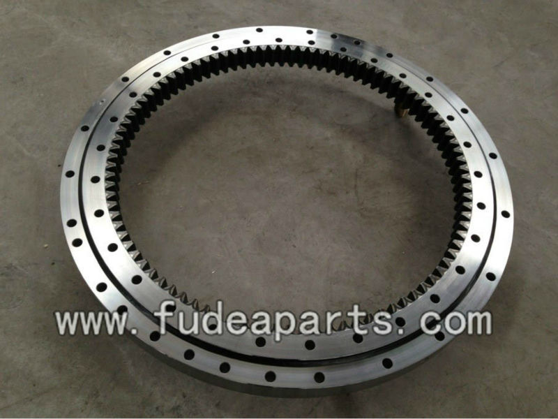Excavator Slewing Ring Bearing Komats Slewing Bearing for Construction Machinery