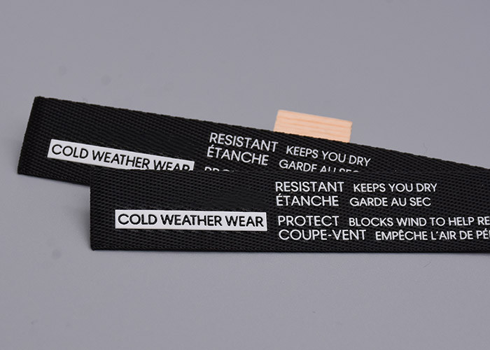 Garments Use Polyester Webbing Straps Printed With White Silicone Logo
