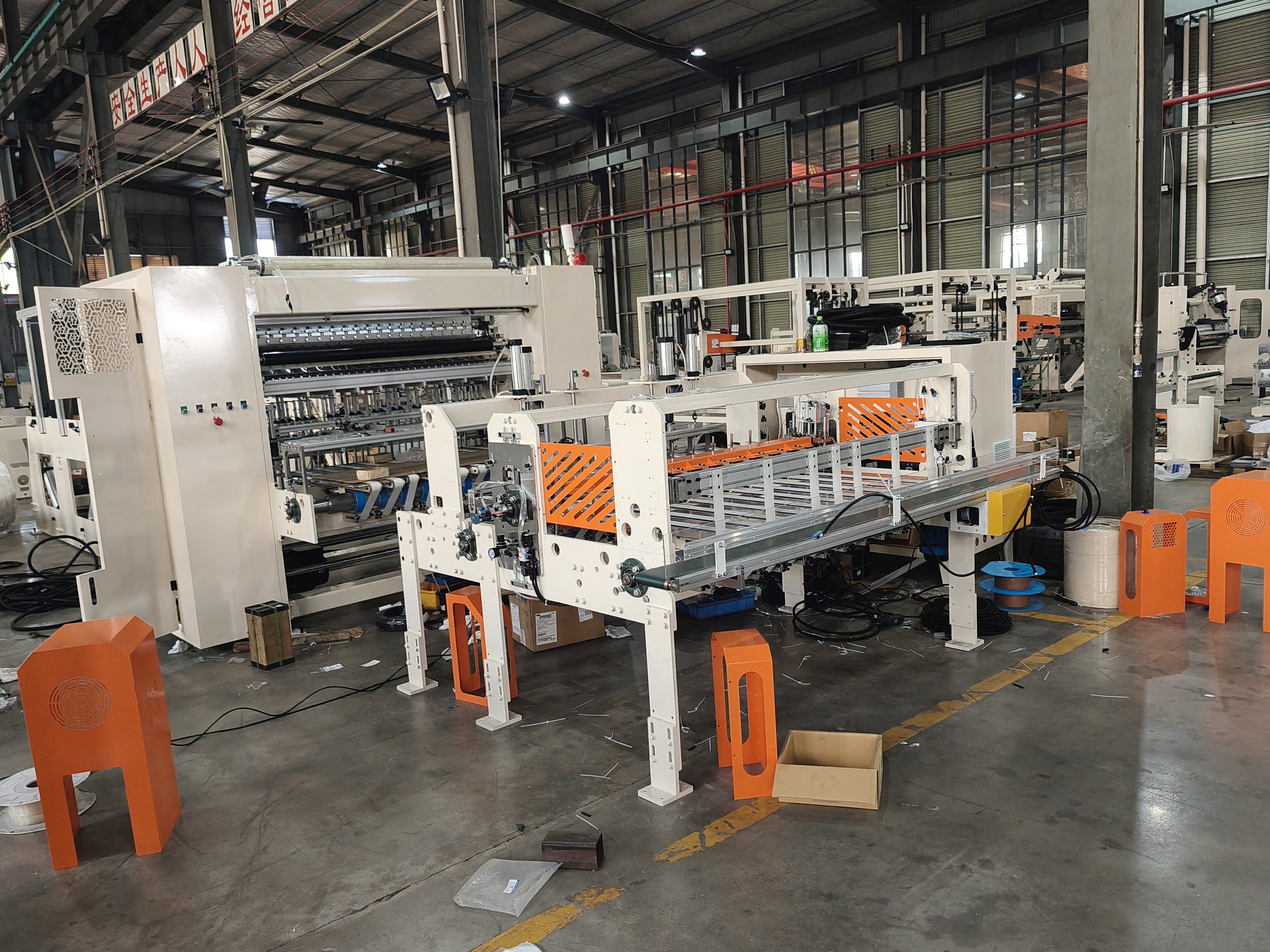Fully Automatic Facial Tissue Paper Folding Machine With Half Fold Transfer Device