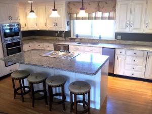 China Spain Azul Platino Granite Stone Slab Countertop Speckled Stone Slab Kitchen wholesale