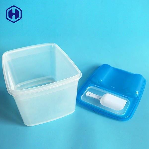 Sturdy PP Clear Plastic Square Box With Scoop Pet Dog Food Feeding