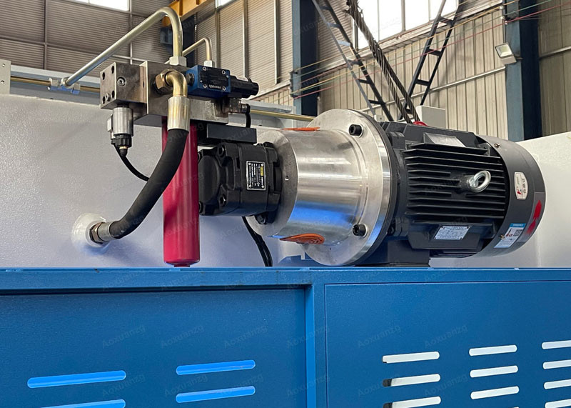 220T Hydraulic Bending Machine WE67K CNC Press Brake Machine Price 3200MM With DA53T 4+1 Axis For Metal Steel Plate