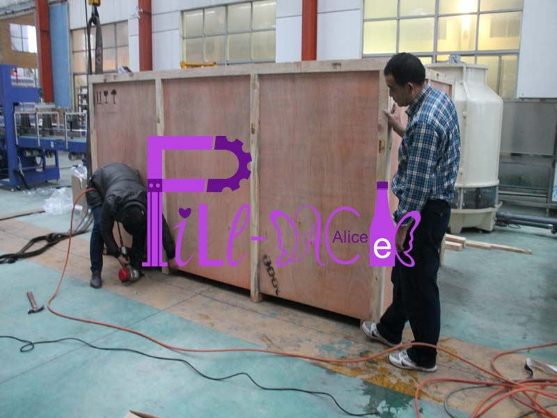 3 L 1500b / H Automatic Blowing Machine For Pet Bottle , PLC Control