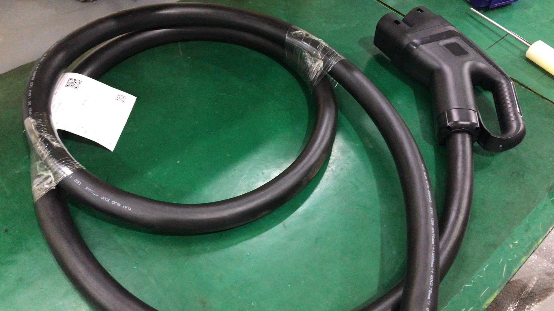 OEM EU DC Charging Pile Silicone Rubber TPE TPU CCS2 Plug