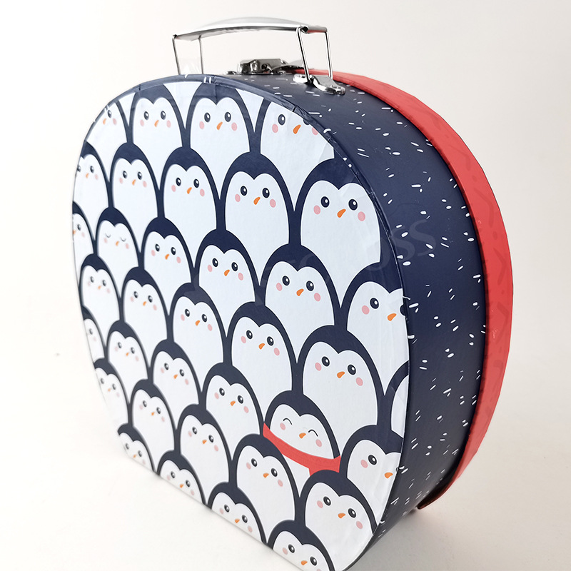 Reusable Lightweight Penguin Gift Box , Multifunctional Holiday Candy Boxes