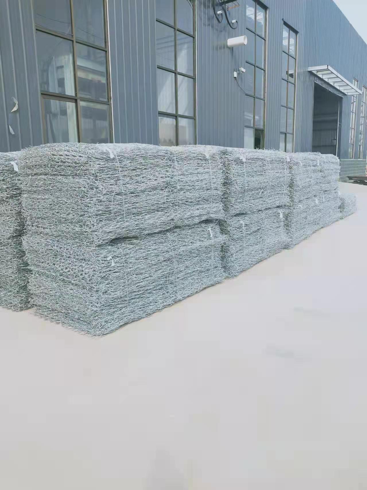China Anping Easy To Assemble 100 x 120 mm Galvanized Gabion Stone Baskets Hexagonal Gabion Cages Price