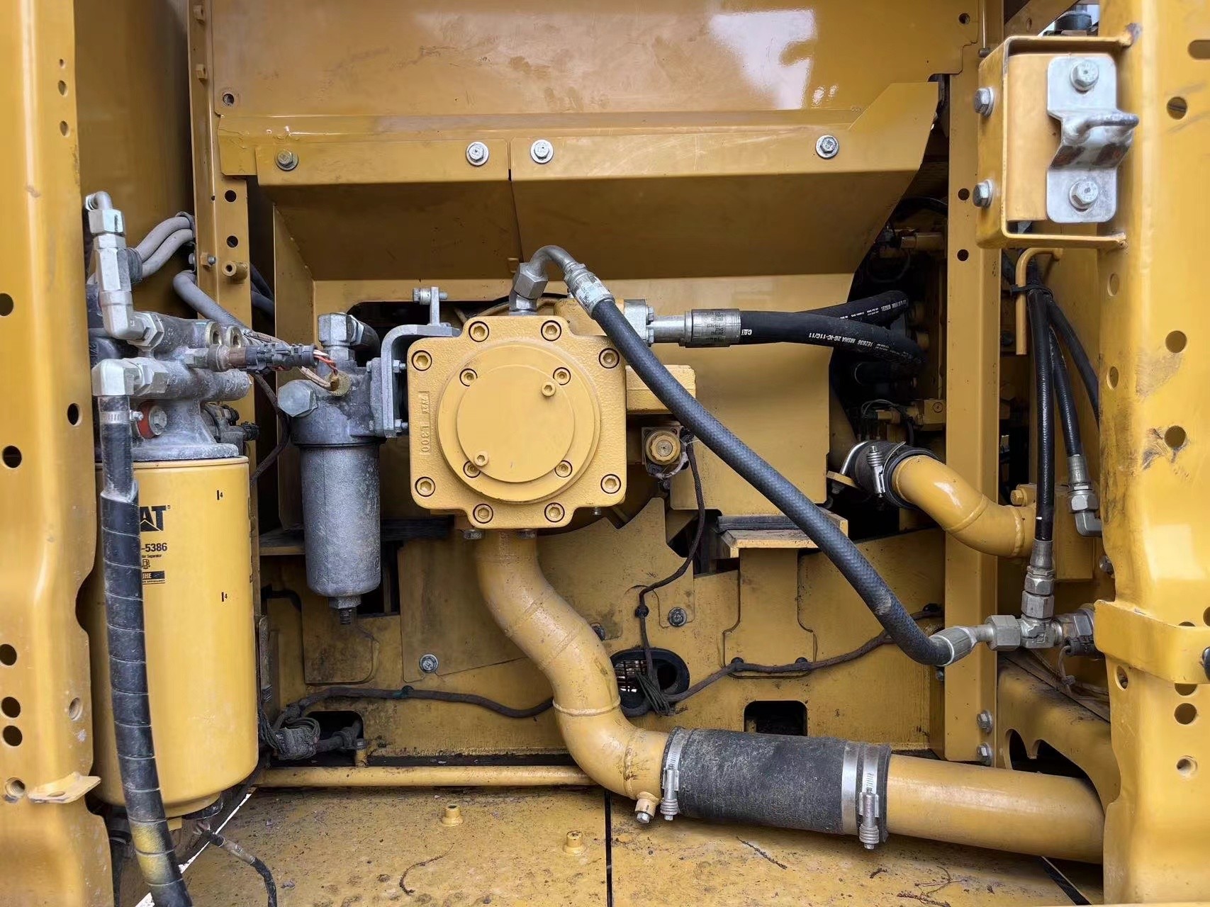 20t Used Cat 320 Heavy Equipment Caterpillar Used Used Mini Track Hoes 320gc