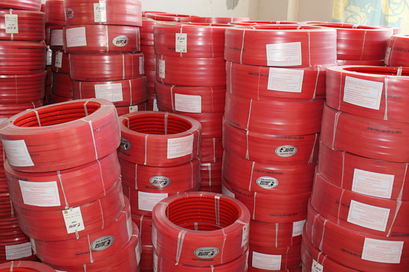Red Polyurethane PU extruded belt Hardness 90A Tear Strength