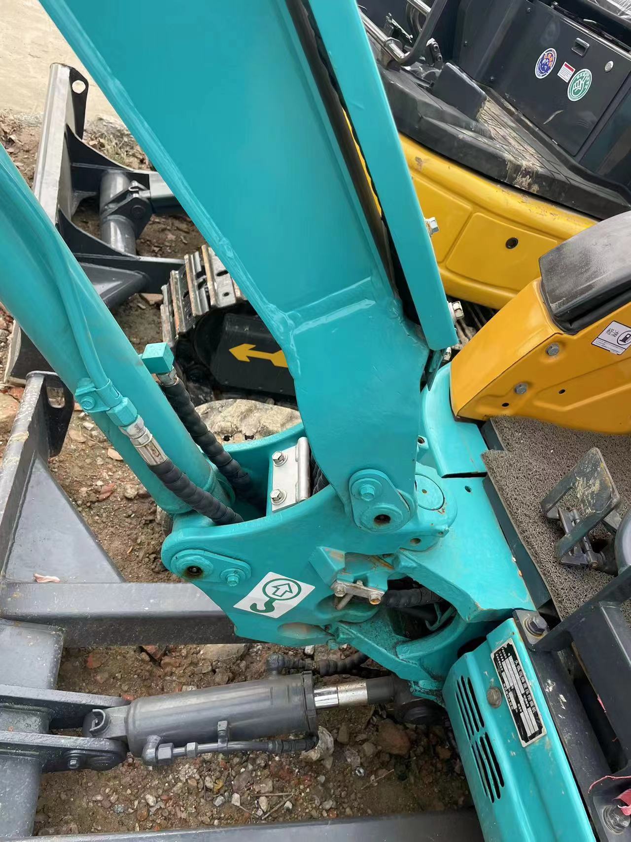 Low working hours excavator for sale used Kubota U20 machine excav used hydraulic excav used