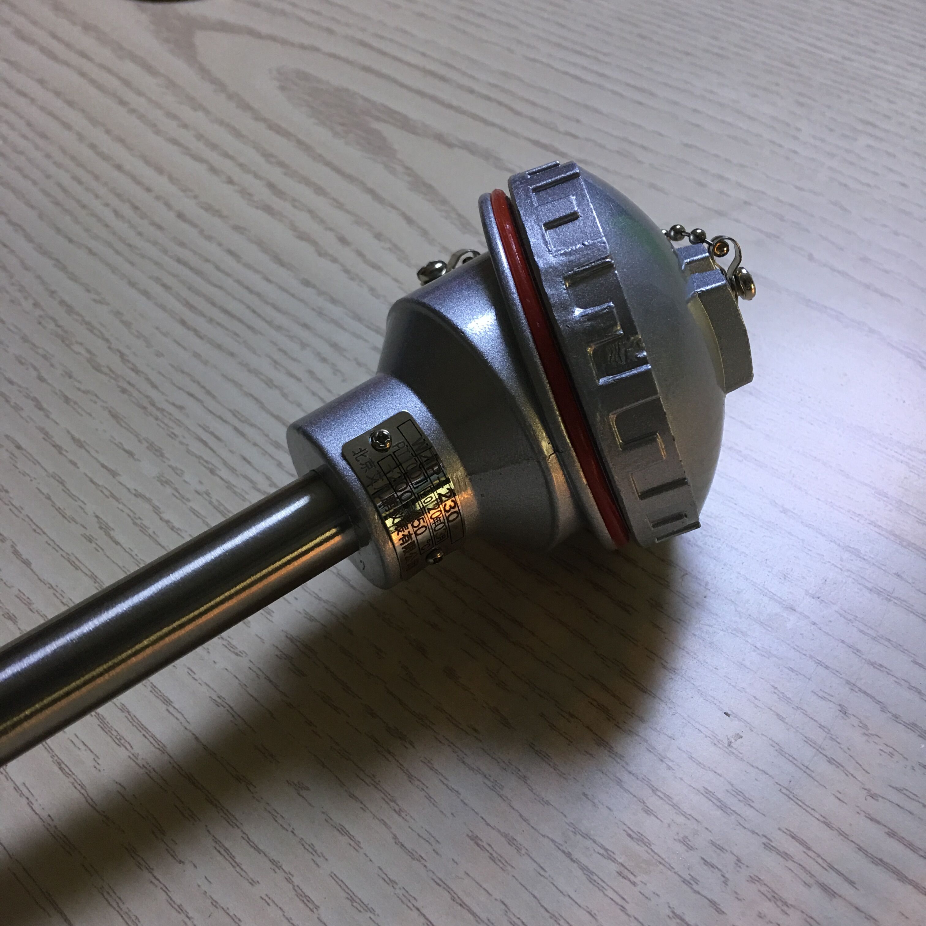 Customized Support OEM High Temperature Armored WZP Thermocouple with Single Thread