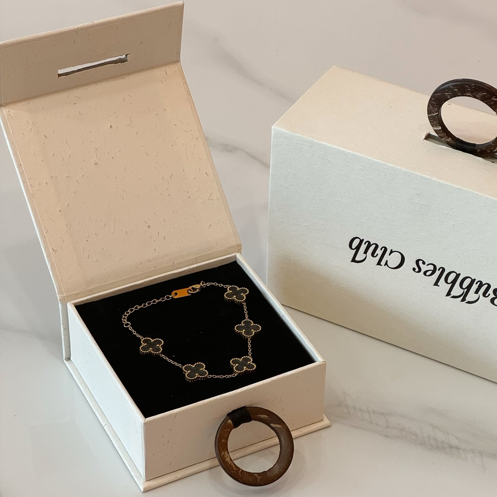 Jewelry Necklace White Personalized Design magnetic presentation Box Custom Logo Ring Earring Necklace Bracelet Packaging Paper Box