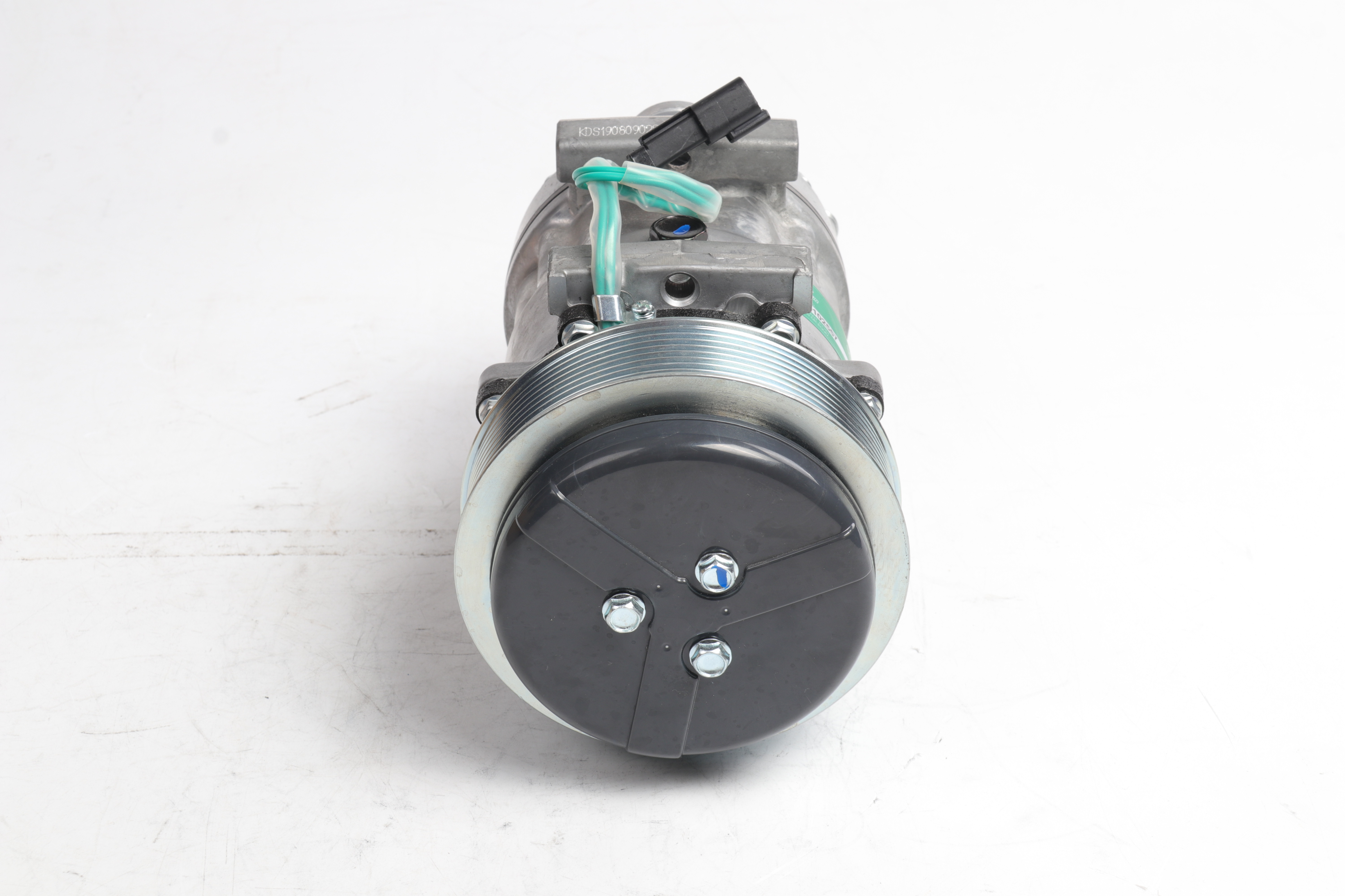 VOE11412631 11412631 15082727 EC360 EC460 24V 8PK 7H15 Compressor for Air Conditioning