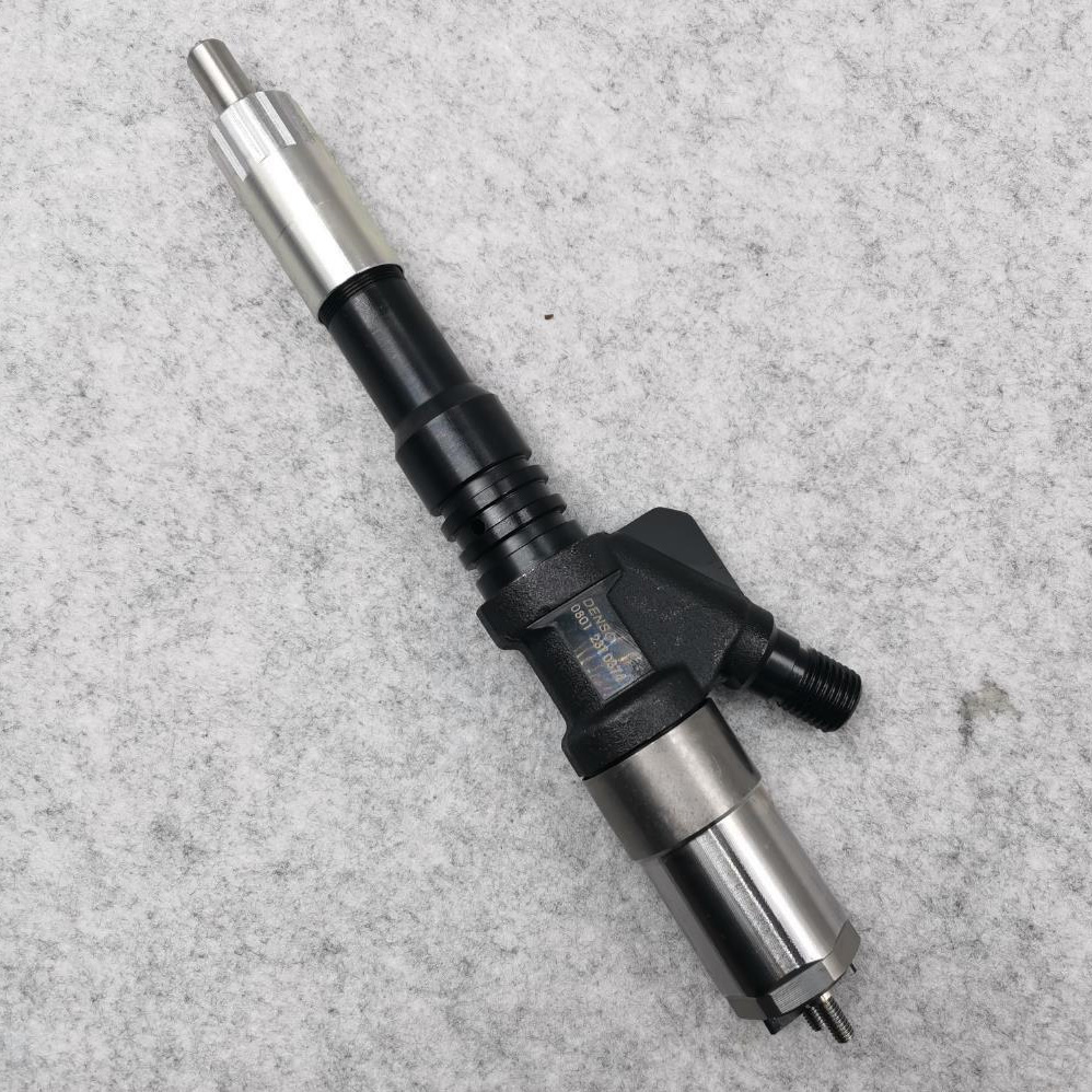 6156-11-3100 Komatsu Fuel Injector for WA470-5 PC450 PC400-7 Excavator Engine Genuine OEM Standard Size at Affordable
