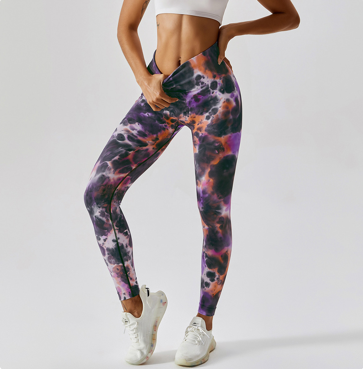 Lightweight Custom Yoga Leggings With Four-Way Stretch