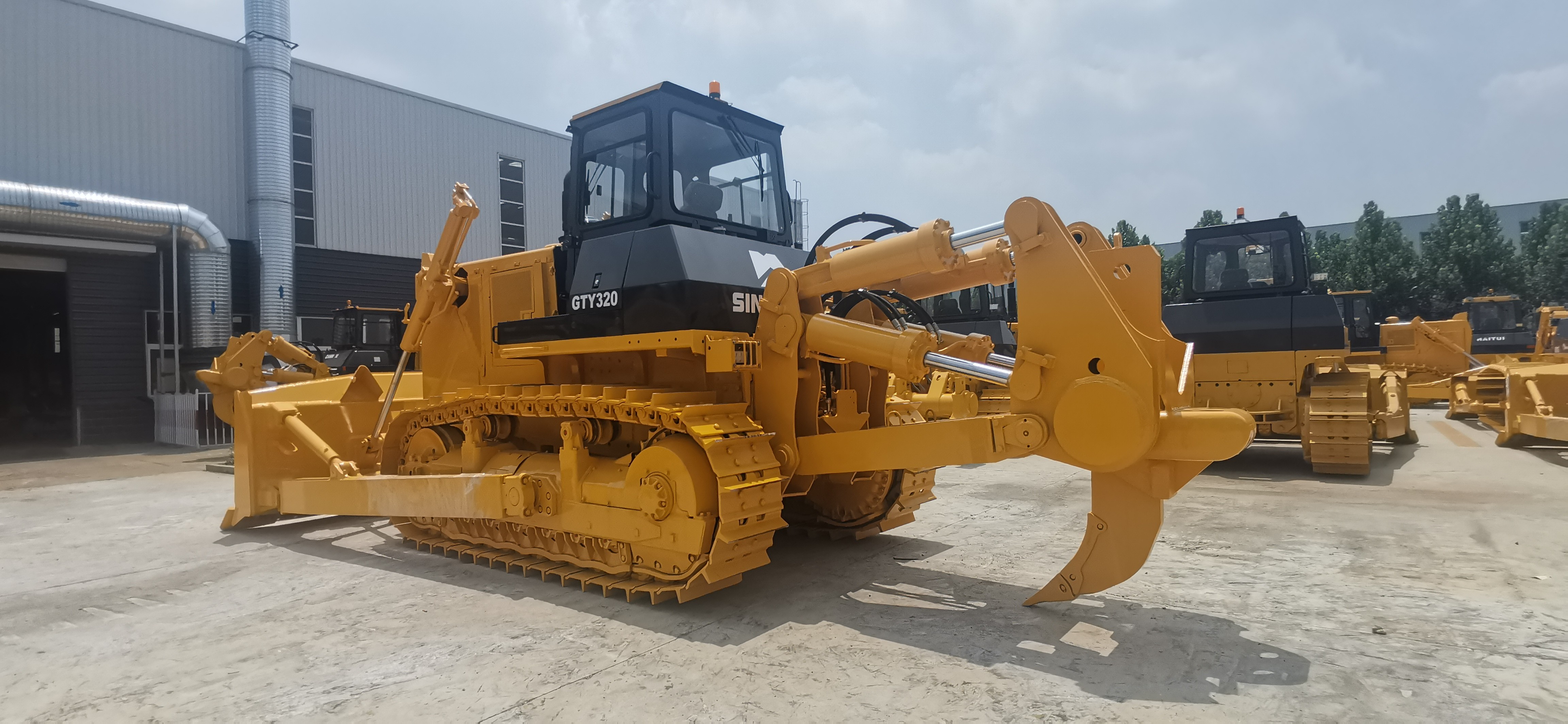 GTY320 Mini Crawler Bulldozer 257KW 37.2 Ton 10m3 Dozing Capacity Hydraulic Small Crawler Dozer