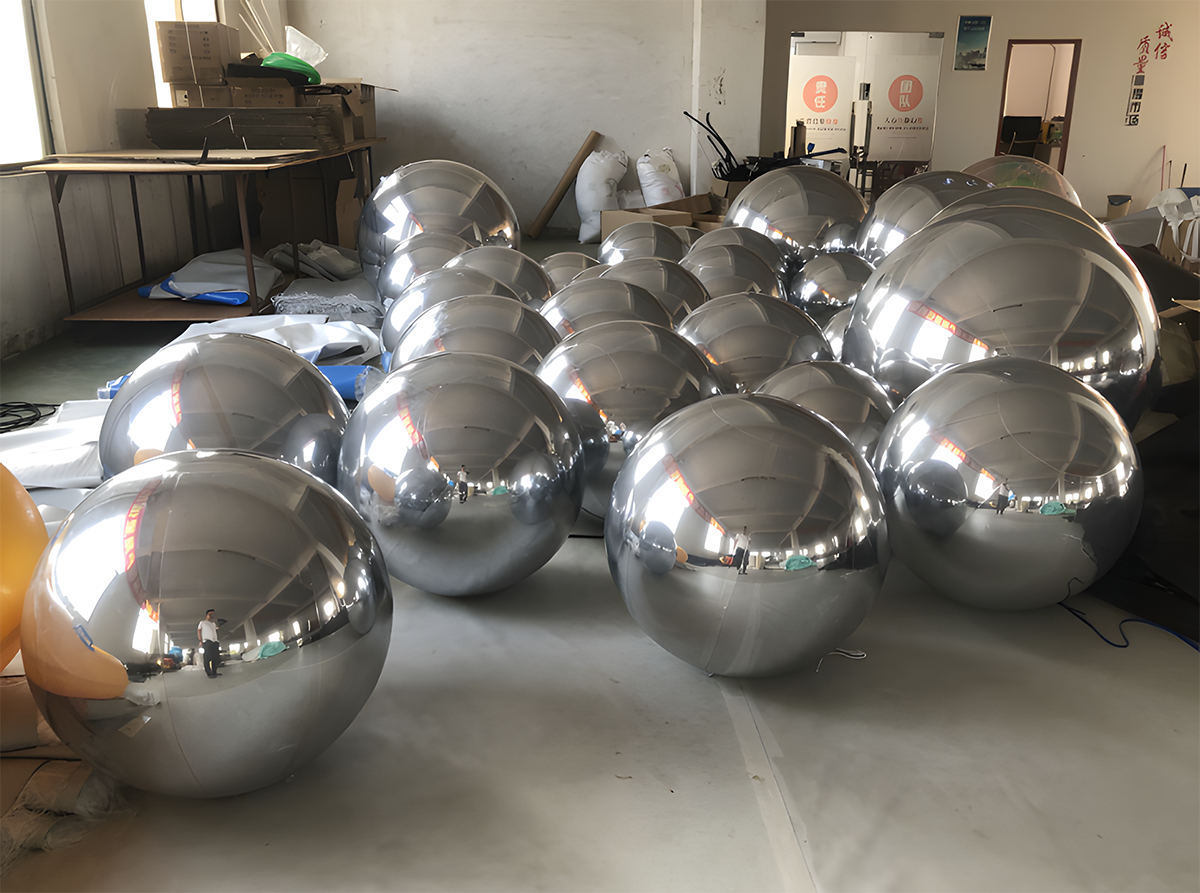 hot selling customize logo size silver golden inflatable reflective pvc mirror ball