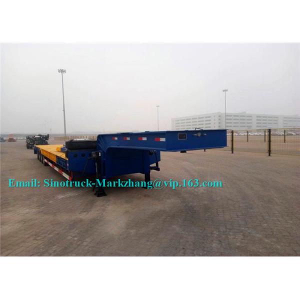 Tri Axles 50 Tons SINOTRUCK Heavy Duty Low Bed Trailers For Machine Transport