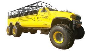 China 6x6 Desert Tourism Vehicle,6 wheel drive Desert Tourism Truck,6x6 Tour Truck wholesale