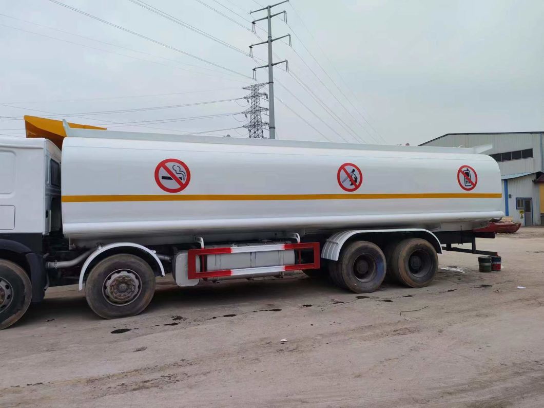HOWO 8*4 Fuel Oil Tank Truck 20000L Euro 3/4/5