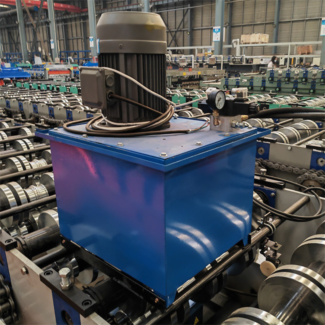 Composite Metal Floor Decking Roll Forming Machine Delta PLC Operating System