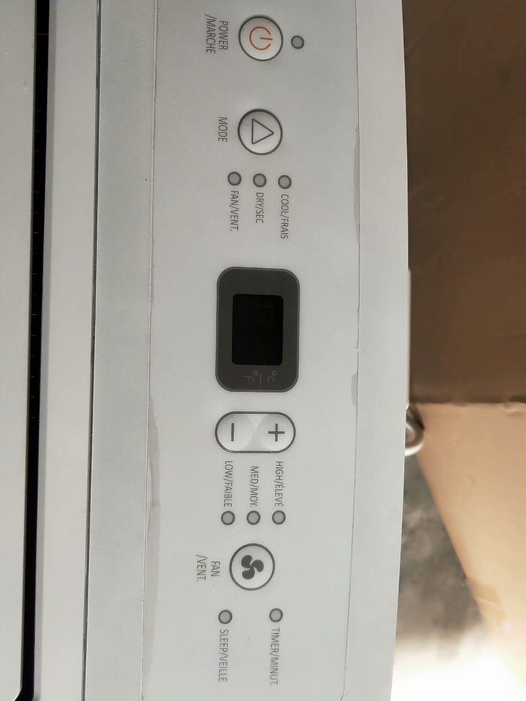Portable Air Conditioner with Electric Power Source and High Cooling Performance