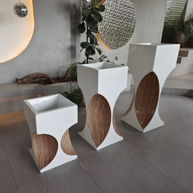 Tall Rectangular Large Resin Fiberglass Flower Pots For Shopping Mall